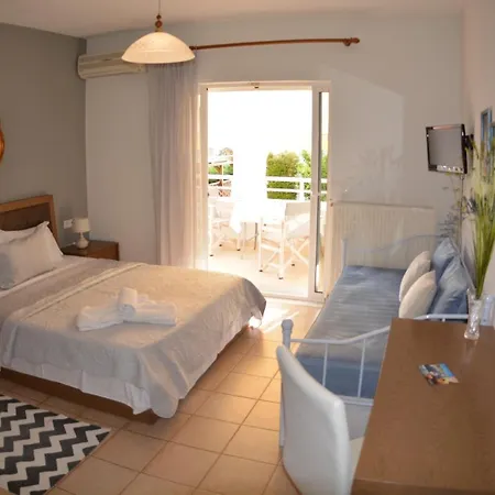 Отель Michel Mar & Неос-Мармарас