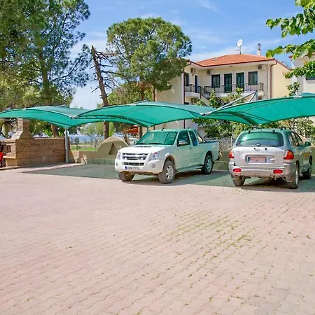 Michel Mar & Отель Неос-Мармарас